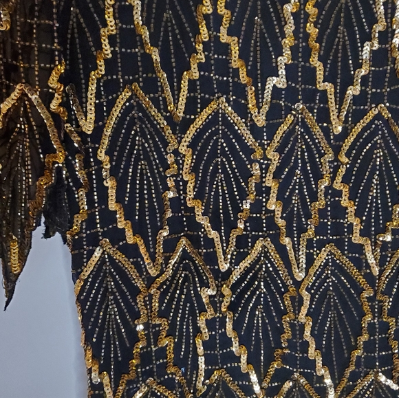 Golden Leaf Beaded and Sequin Black and Gold Flowy Short Sleeve Evening Dress - Picture 4 of 16